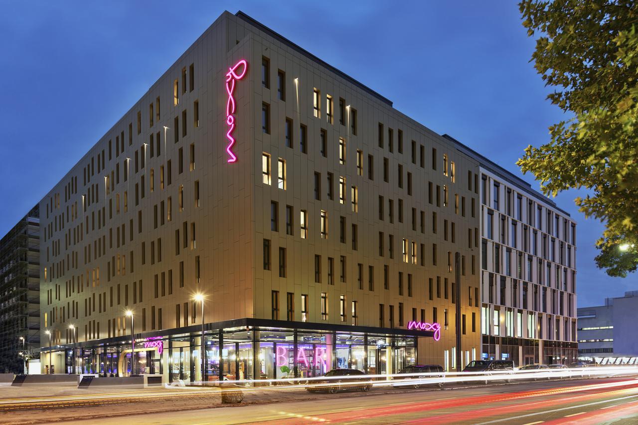 מלון פרנקפורט Moxy Frankfurt East מראה חיצוני תמונה